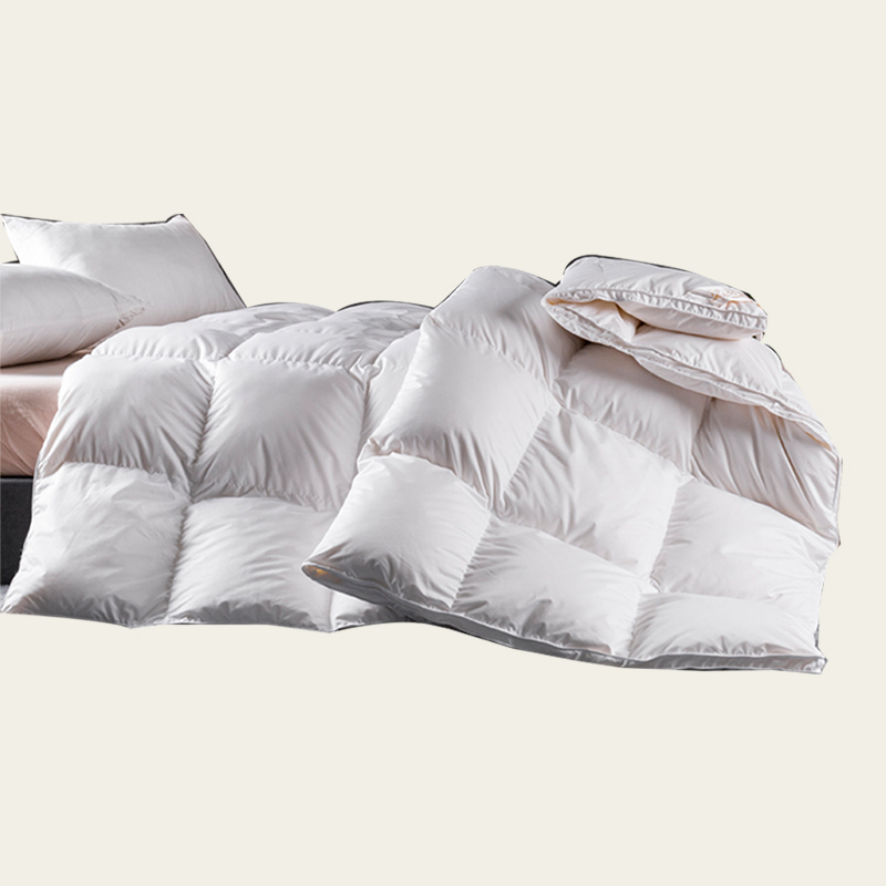 Selimut bulu angsa cahaya putih